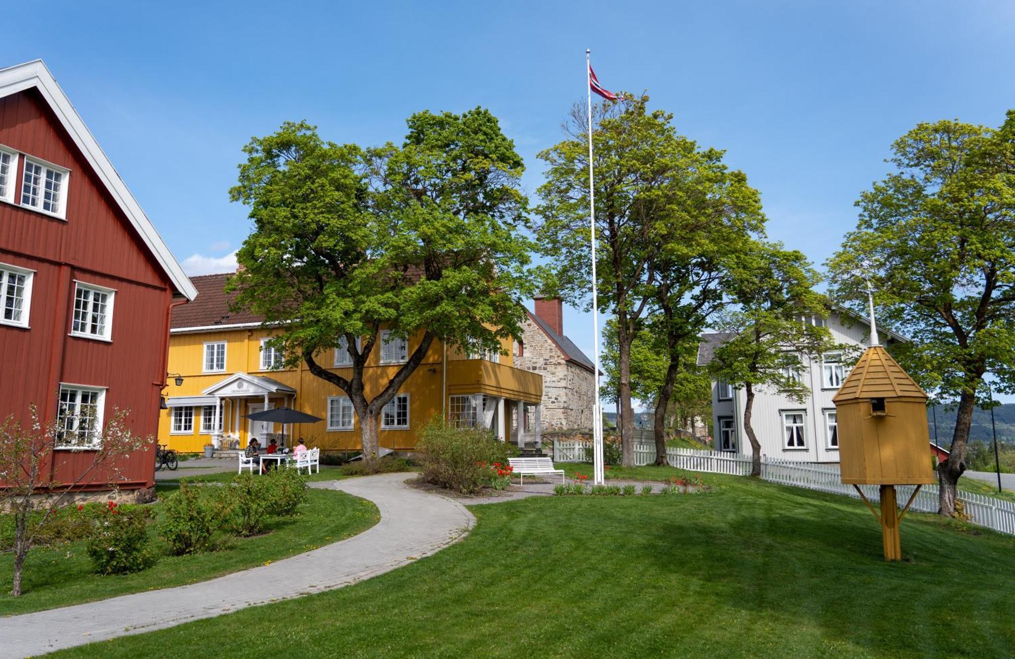 Granavolden Hotel & Gjaestgiveri Экстерьер фото